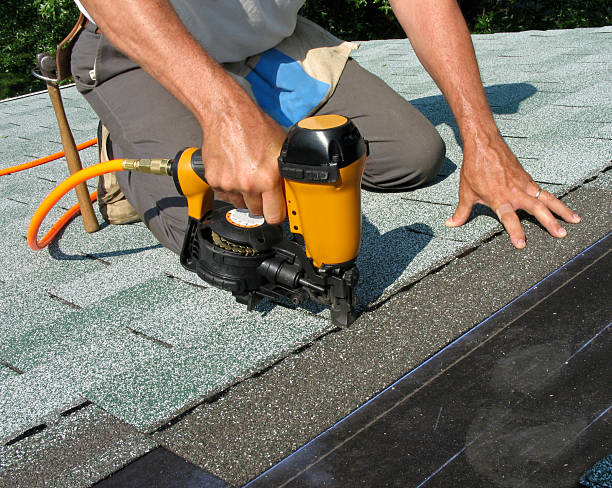 Best Residential Roofing Contractor  in Howland Center, OH